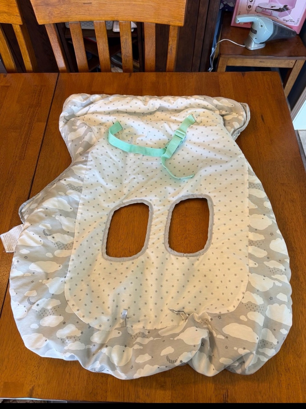 Go by goldbug Baby shopping cart cover - gray clouds